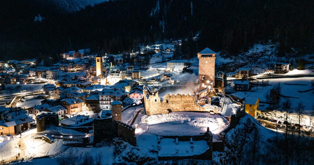 Ossana – Il Borgo dei 1000 presepi e i mercatini di Trento