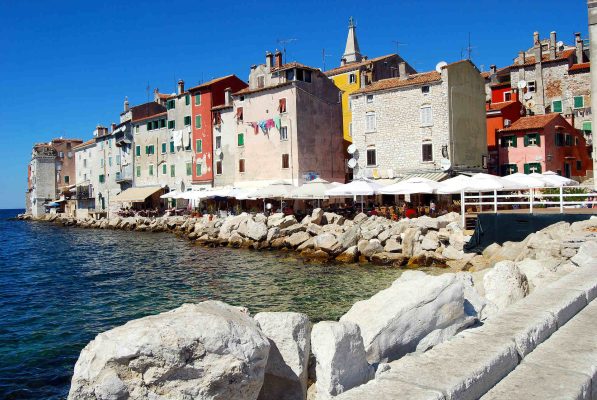 R-istria-town-1812438_1920